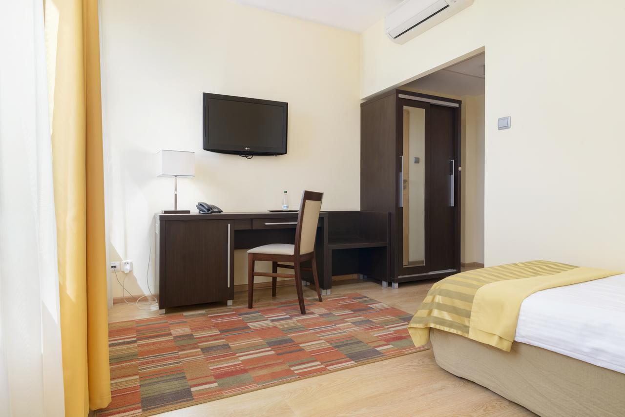 Hotel Safir Poznaň Exteriér fotografie